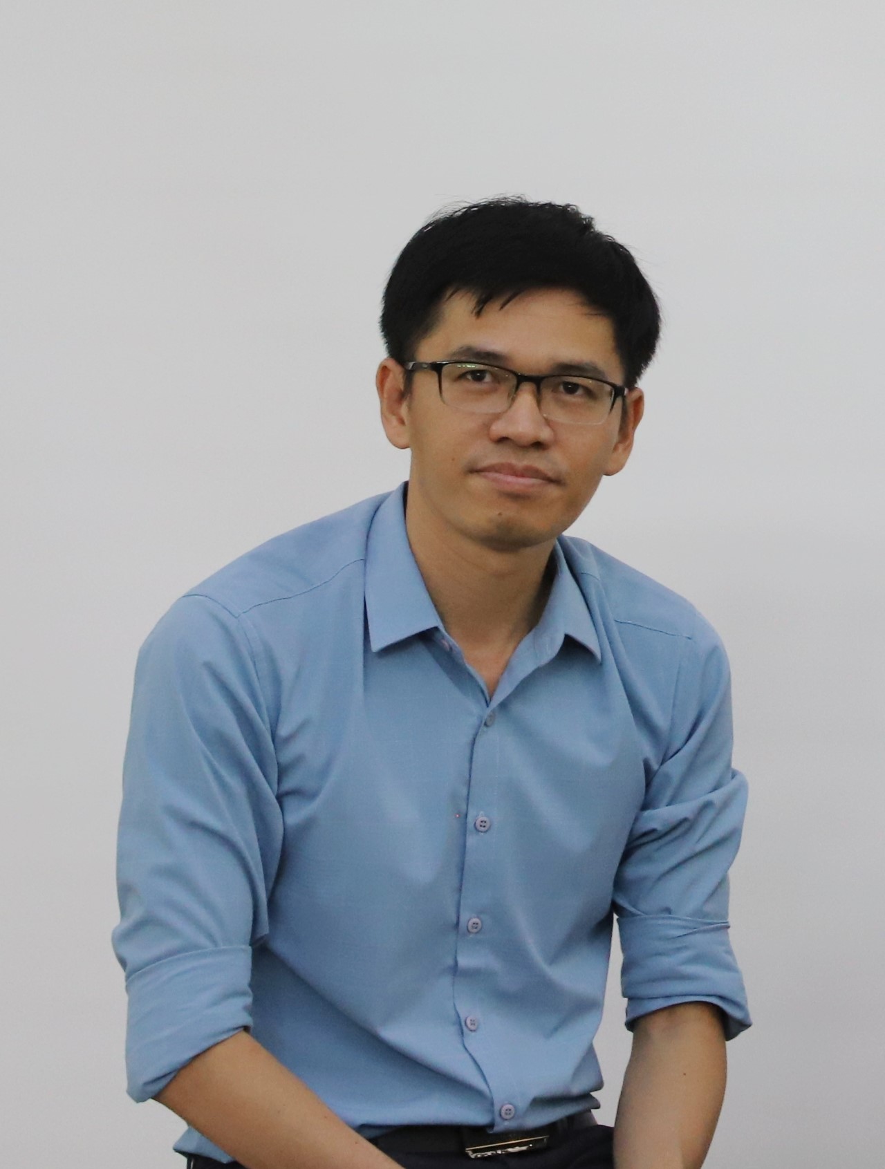 'Những con chữ ngoài trang sách' của Trần Đình Ba tiết lộ nhiều chuyện 'động trời' - Ảnh 2.