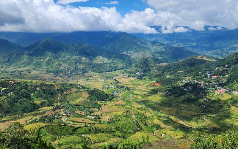 Festival dù lượn nằm trong chuỗi hoạt động du lịch diễn ra vào tháng 9.2023 trên địa bàn huyện Mù Cang Chải, tỉnh Yên Bái