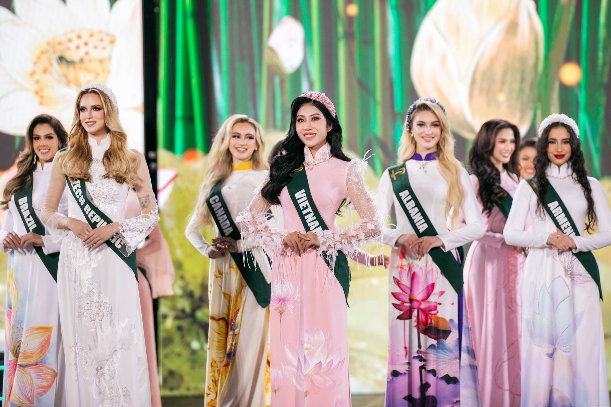 Top 12 Miss Earth 2023 lộ diện - Ảnh 9.