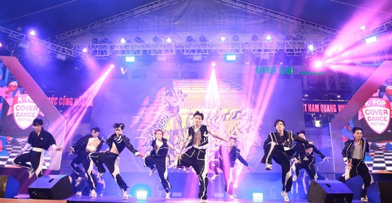 El grupo de baile Unwreckable gana un boleto para la final del Festival Mundial de Baile K-pop