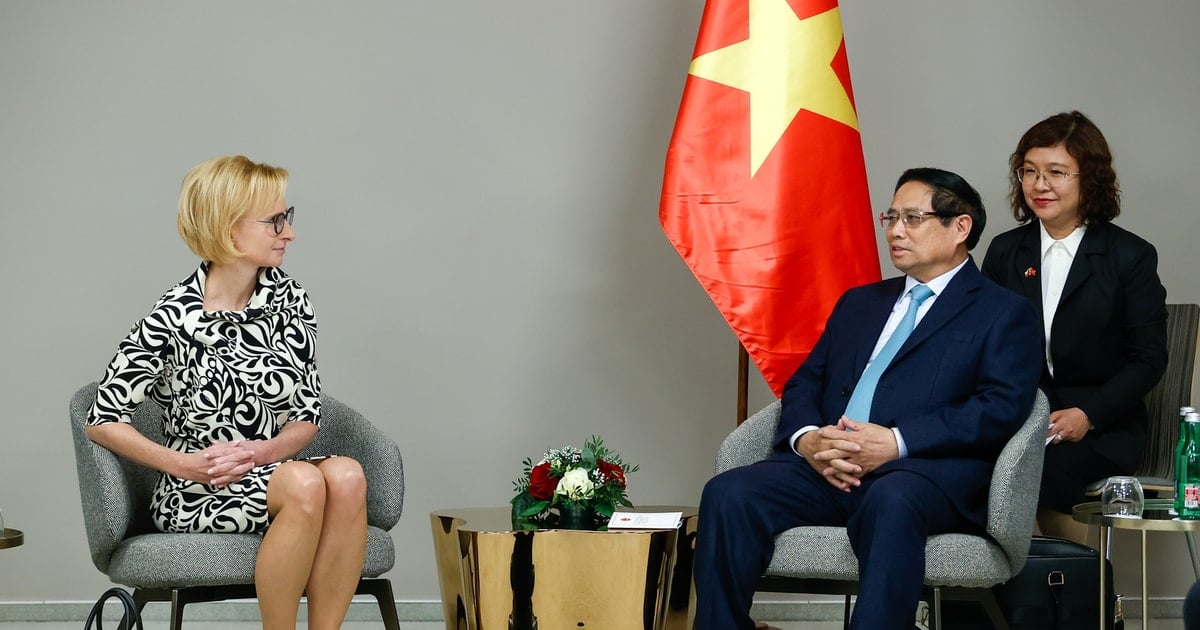 Le Premier ministre Pham Minh Chinh reçoit le président du Parti communiste tchèque