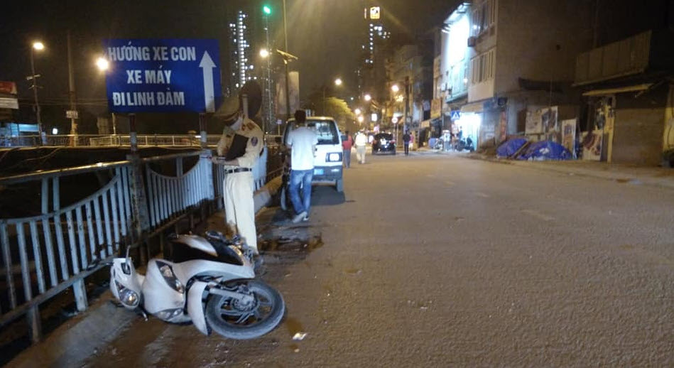 バイクを運転して交通事故を起こし、逃走した場合の罰則、写真1