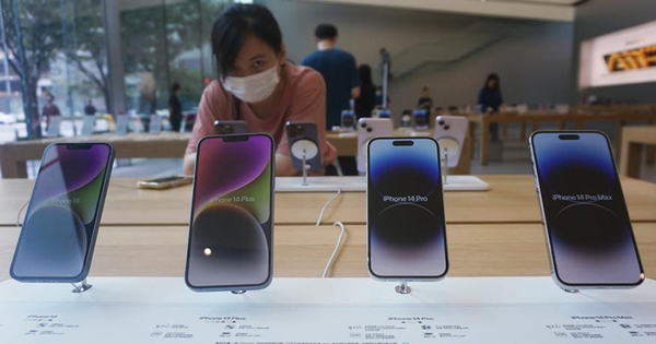 Trung Quốc cấm nhân viên văn phòng chính phủ sử dụng iPhone