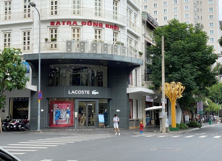 La rue Dong Khoi est l'une des rues où les prix immobiliers sont les plus élevés à Ho Chi Minh-Ville. (Photo : Dai Viet)