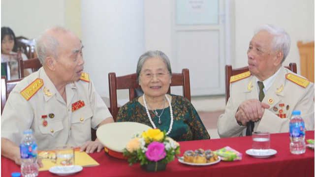 Recuerdos del Día de la Liberación de la Capital y las etapas del desarrollo de Hanoi