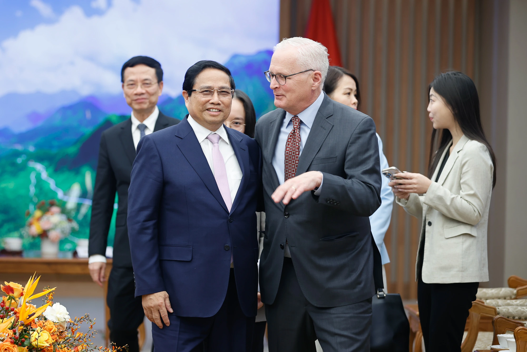 Leading US semiconductor corporations come to Vietnam