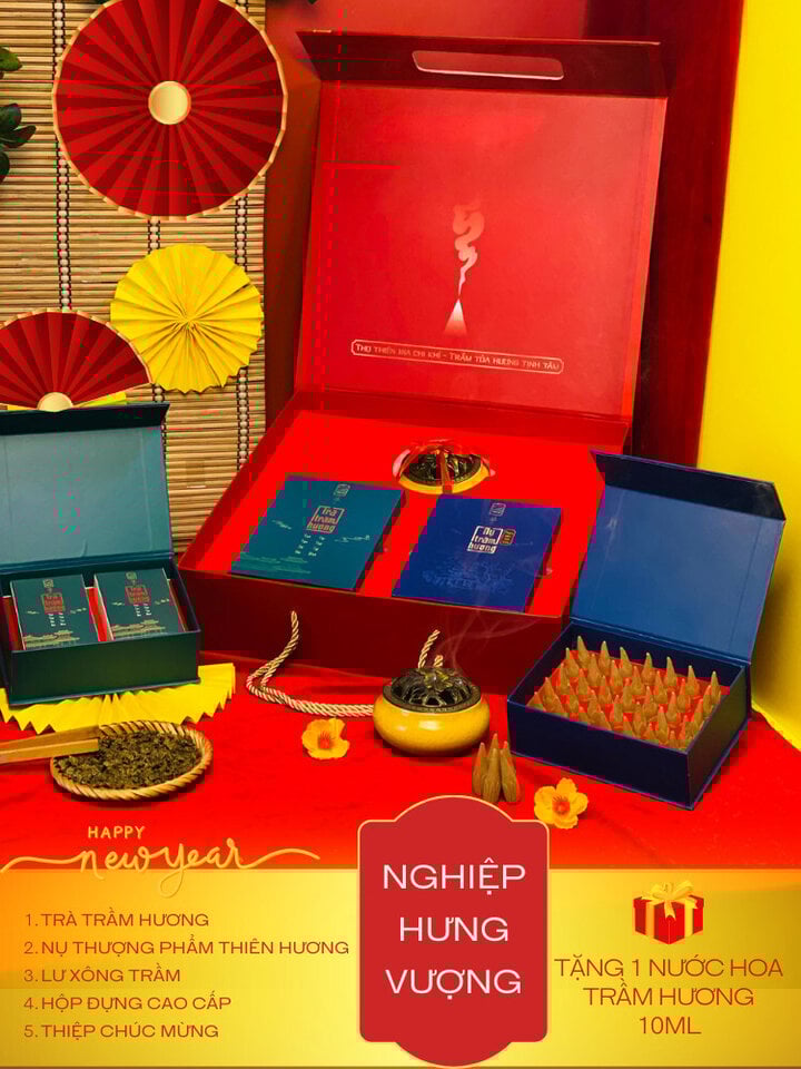 Nghiep Hung Vuong (01 Schachtel Adlerholztee, 01 Schachtel Premium-Adlerholzknospen, 01 Räuchergefäß)