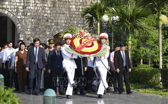 Photo caption