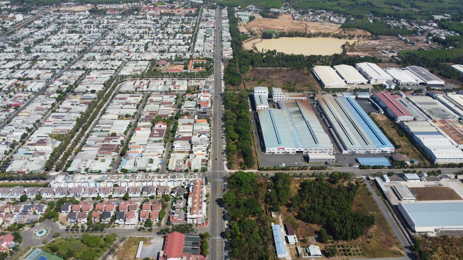 Viewing the newly established city in Binh Duong from above photo 11