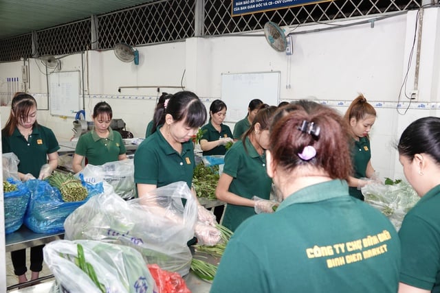 Chợ Bình Điền: Từ đầm lầy lau sậy đến khu thương mại lớn bậc nhất  - Ảnh 3.