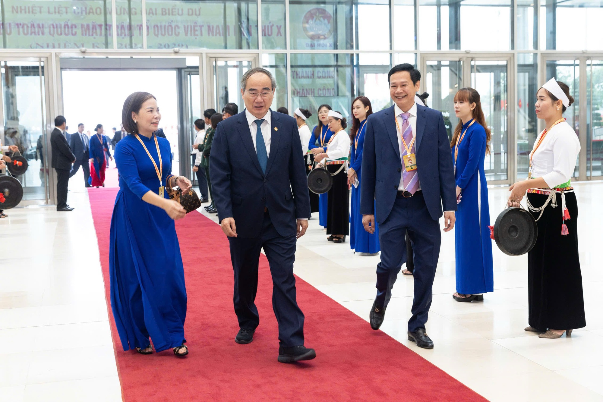 Lãnh đạo, nguyên lãnh đạo Đảng, Nhà nước dự Đại hội đại biểu toàn quốc MTTQ Việt Nam lần thứ X- Ảnh 10.