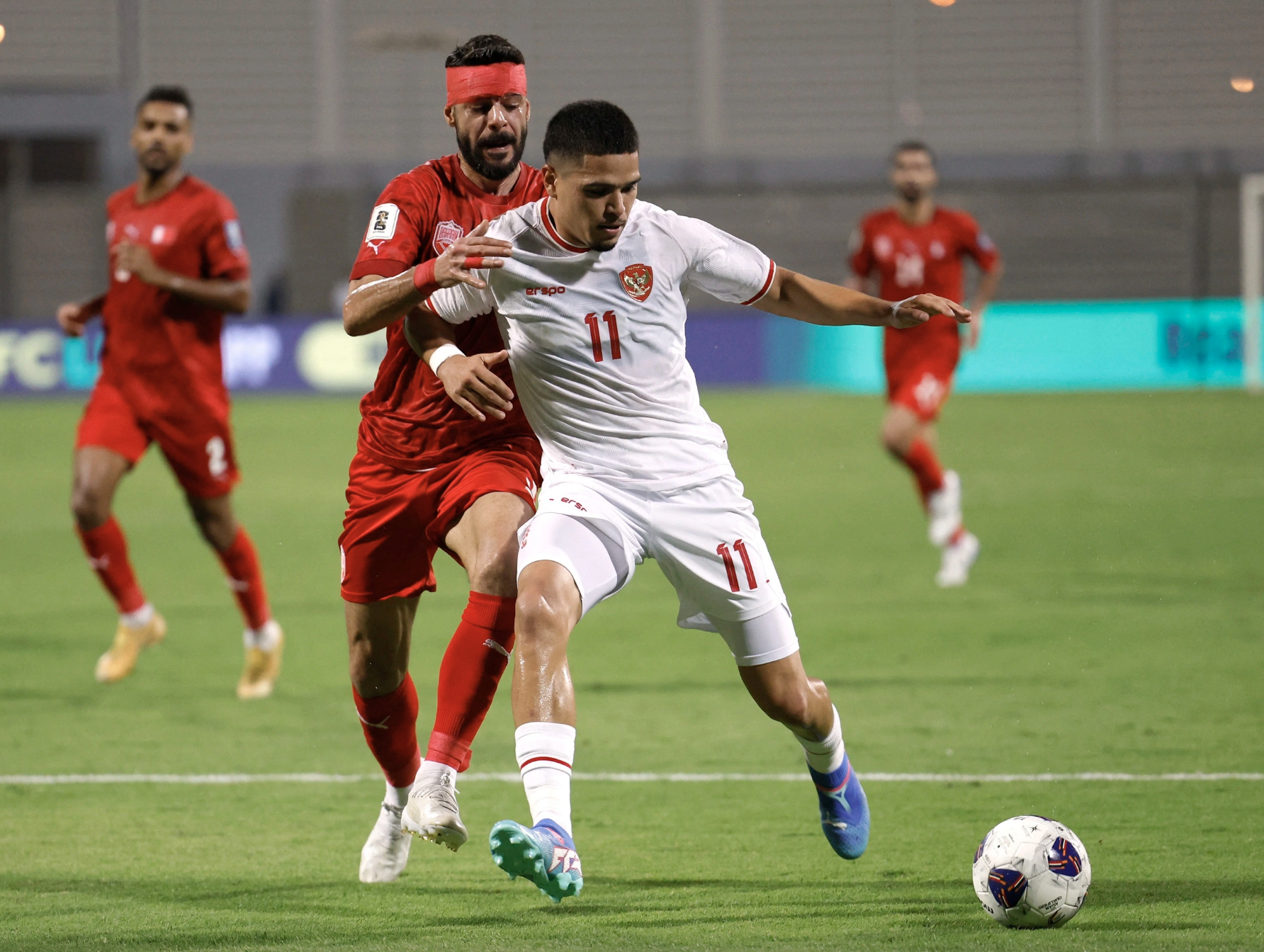 Bị CĐV Indonesia đe dọa dữ dội, Bahrain cầu cứu FIFA và AFC: Muốn đá sân trung lập- Ảnh 2.