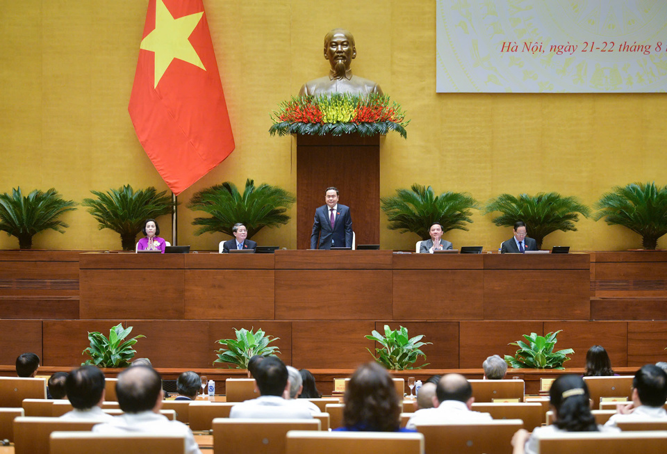  Der Vorsitzende der Nationalversammlung, Tran Thanh Man, leitete die Frage- und Antwortrunde. Foto: Nationalversammlung