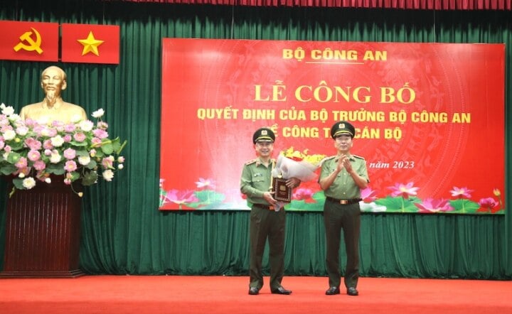 Bộ Công an bổ nhiệm tân Cục trưởng và Giám đốc Công an tỉnh Phú Thọ - 1
