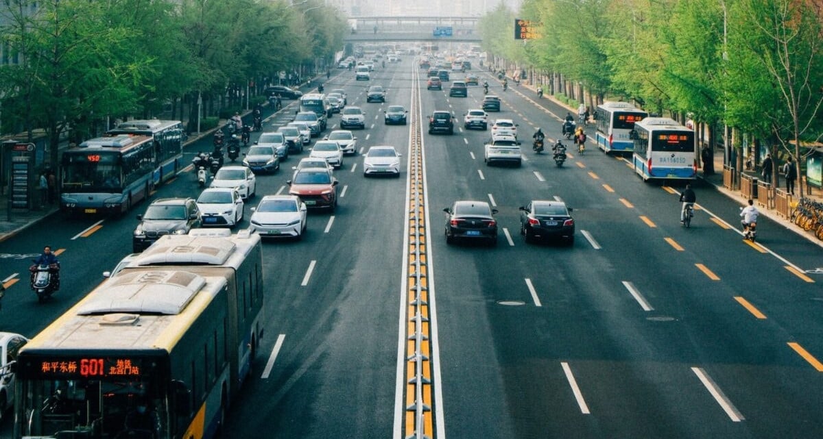 China nimmt 152 Kilometer lange „Super-Spezial“-Autobahn in Betrieb