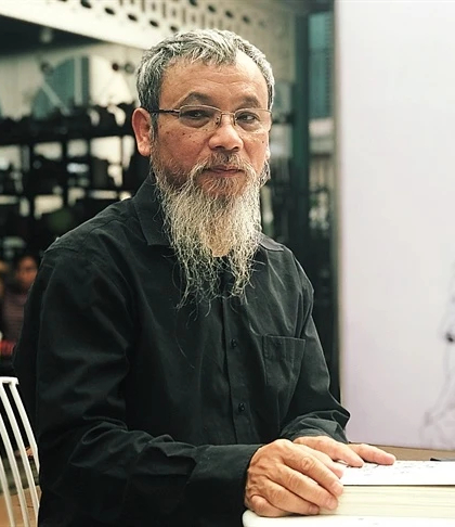 Dịch giả Phan Cẩm Thượng