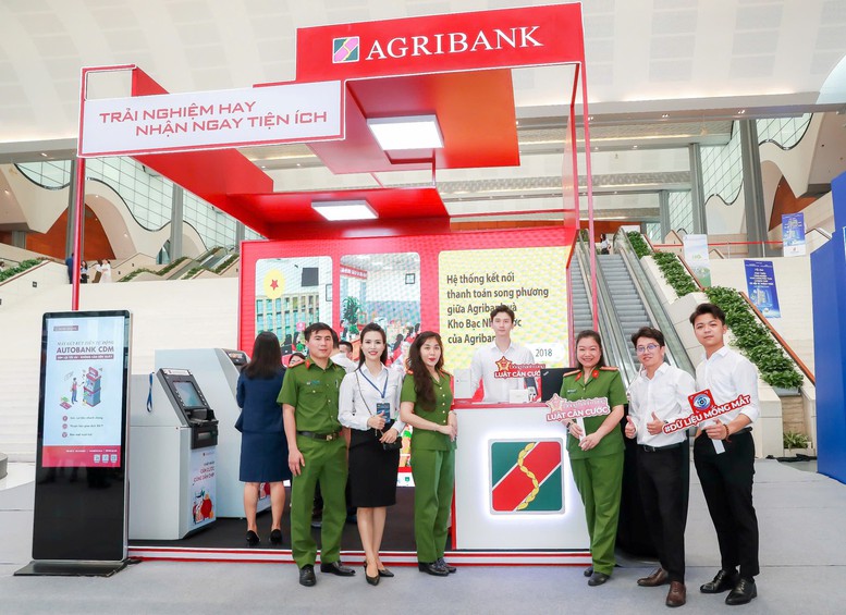 Agribank quyết liệt đẩy mạnh ứng dụng dữ liệu dân cư theo Đề án 06- Ảnh 2.