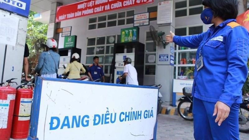 [Infographic] Giá xăng tăng trong kỳ điều hành 1/2/2024