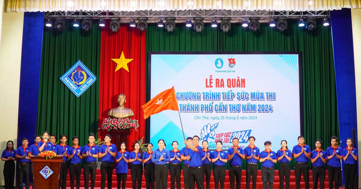 ra quân "Tiếp sức mùa thi" năm 2024