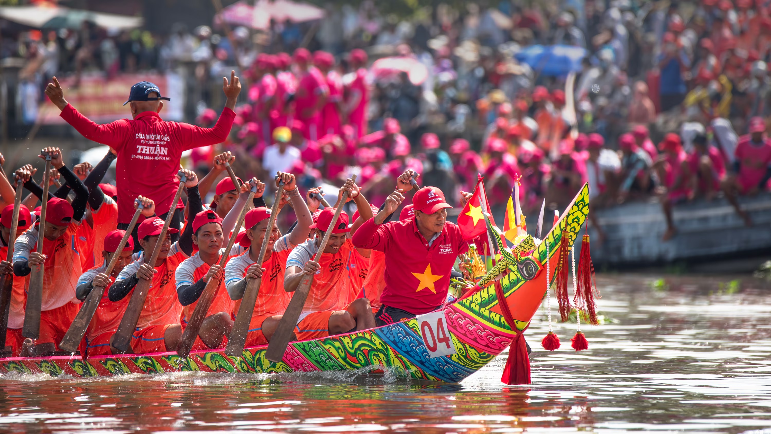 Ok Om Bok Festival – Ngo-Bootsrennen in Soc Trang