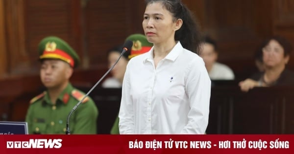 Pour avoir insulté la vie privée de Nguyen Phuong Hang, Han Ni a été condamné à une peine de 18 à 24 mois de prison.