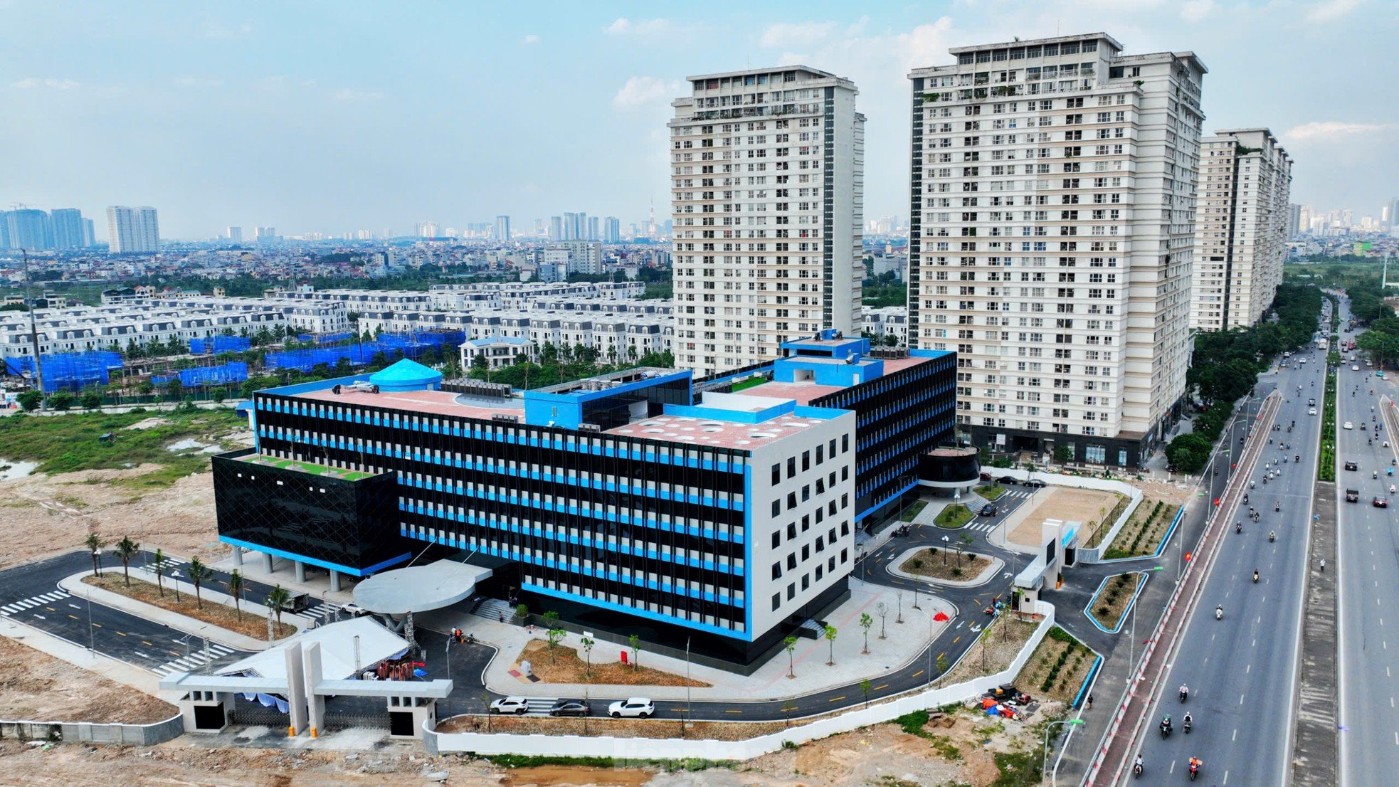 Im Inneren des fast 800 Milliarden VND teuren Krankenhauses von Hanoi, Foto 1