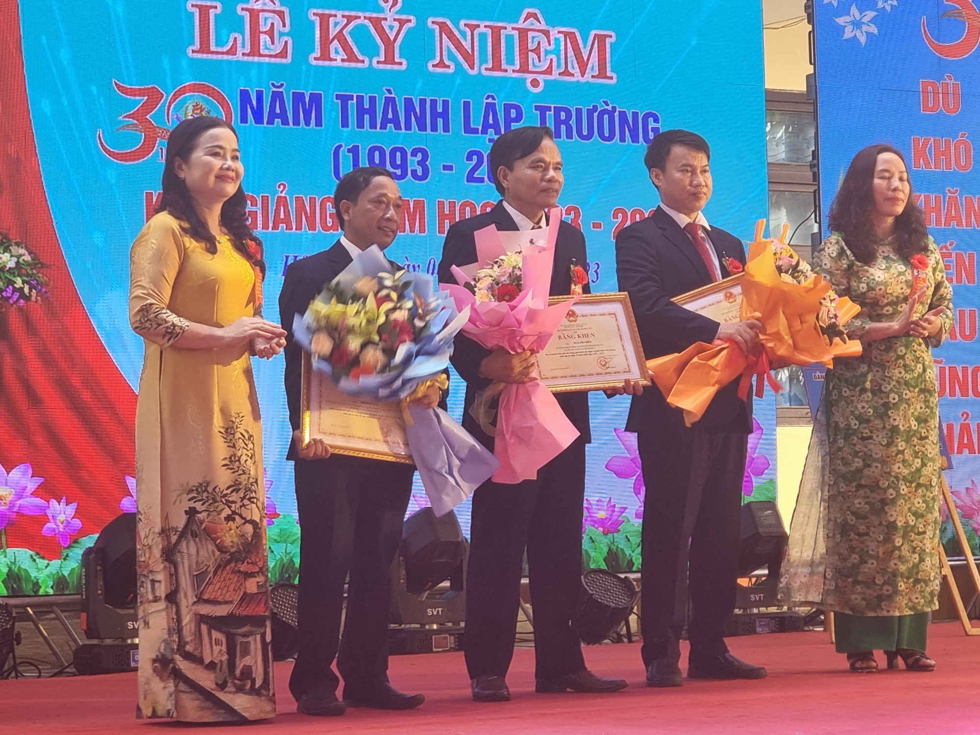 quang tri ky niem 30 nam thanh lap truong thpt bui duc tai va khai giang nam hoc moi 2023 2024 hinh 4
