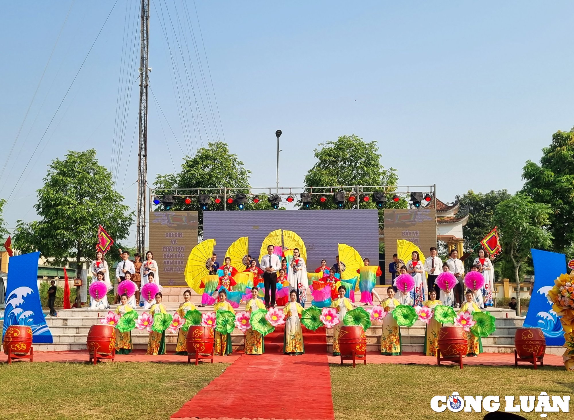 le don bang cong nhan le hoi cau ngu lang cam lam la di san van hoa phi vat the quoc gia hinh 8