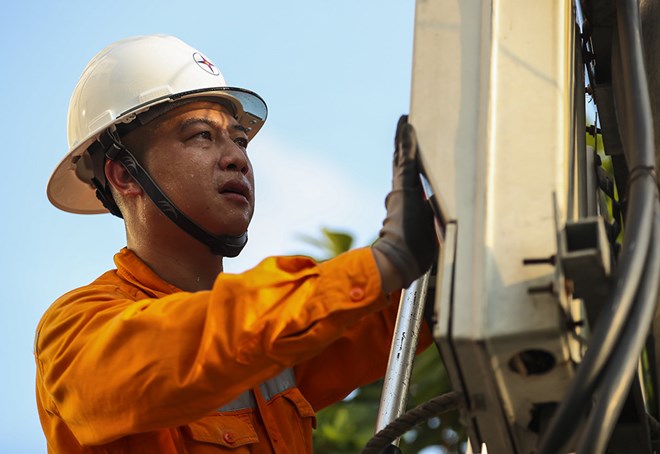 Las operaciones por debajo del coste y los altos precios del combustible son las principales razones de las pérdidas de este grupo. Foto: EVN