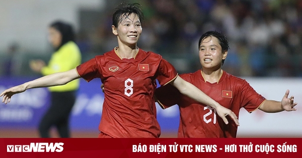 3-time SEA Games 11-a-side champion player joins Vietnam women's futsal team