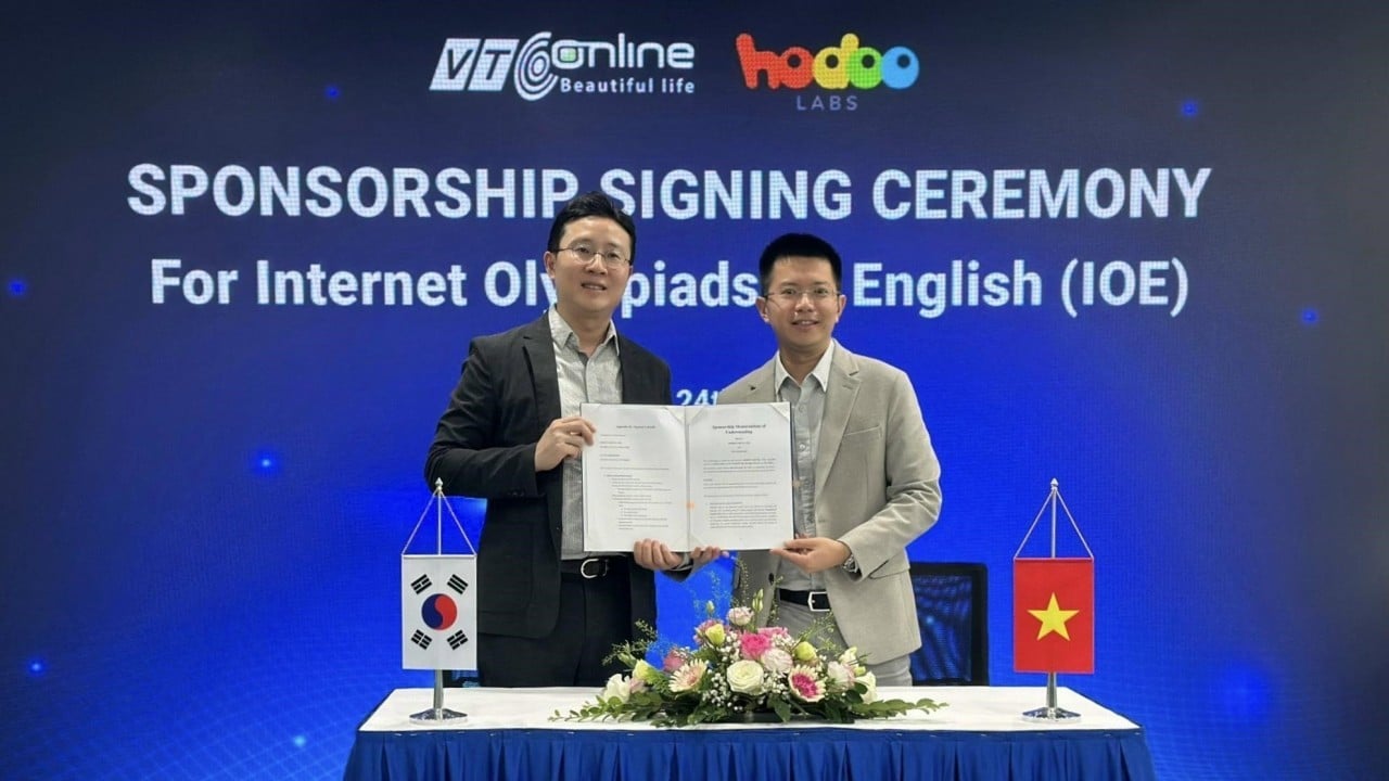 Hodoo Labs และ VTC Online ลงนามข้อตกลงสนับสนุนการแข่งขันภาษาอังกฤษทางอินเทอร์เน็ต (IOE)