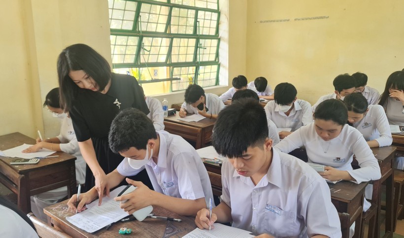 Sáng 1-6, giao lưu trực tuyến: Thông tin xét tuyển khối ngành Khoa học xã hội và nhân văn