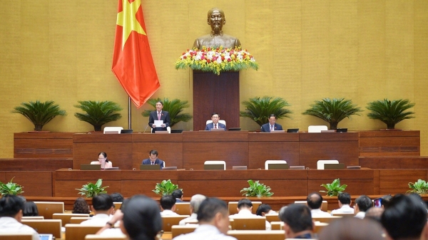 Today (May 24), the National Assembly discussed the draft Law on Bidding (amended), the Law on Civil Defense; listened to the final settlement of the state budget for 2021