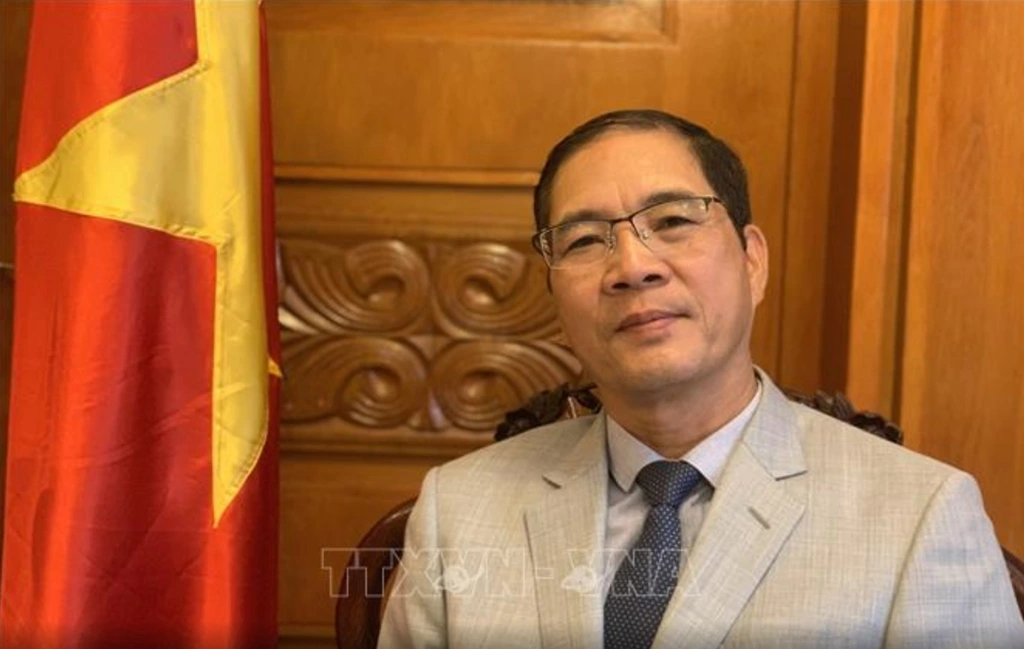 Le président et la première dame bulgares visitent officiellement le Vietnam à un moment très significatif