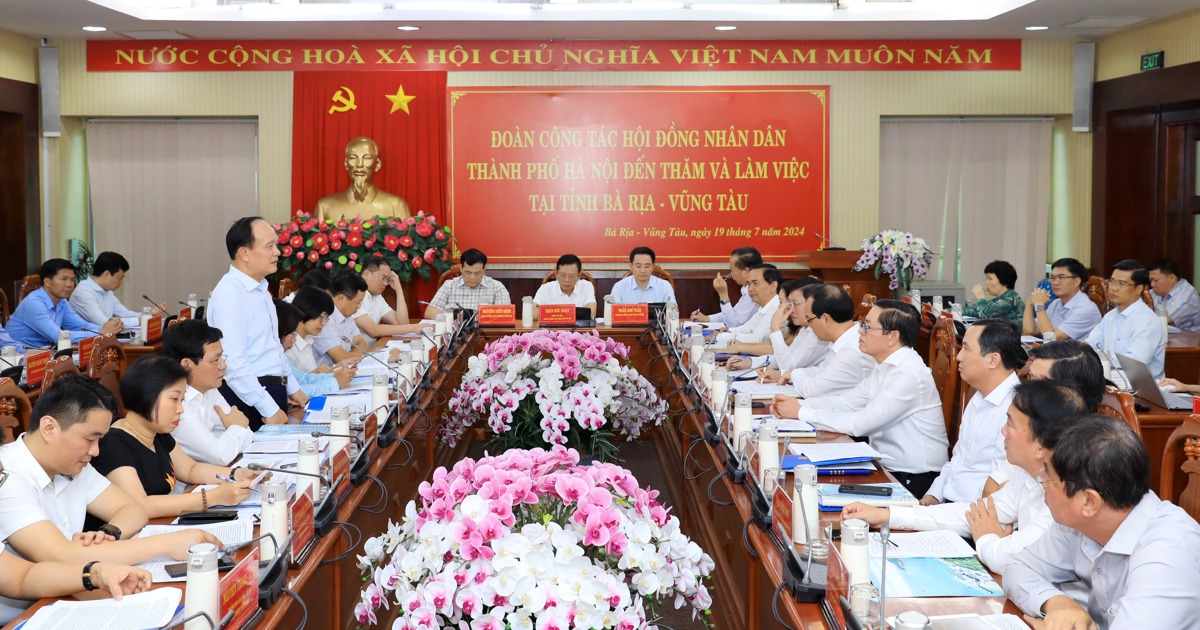 ក្រុមប្រឹក្សាប្រជាជនទីក្រុងហាណូយ និងខេត្ត Ba Ria-Vung Tau បន្តកិច្ចសហប្រតិបត្តិការ និងបង្កើនការផ្លាស់ប្តូរ