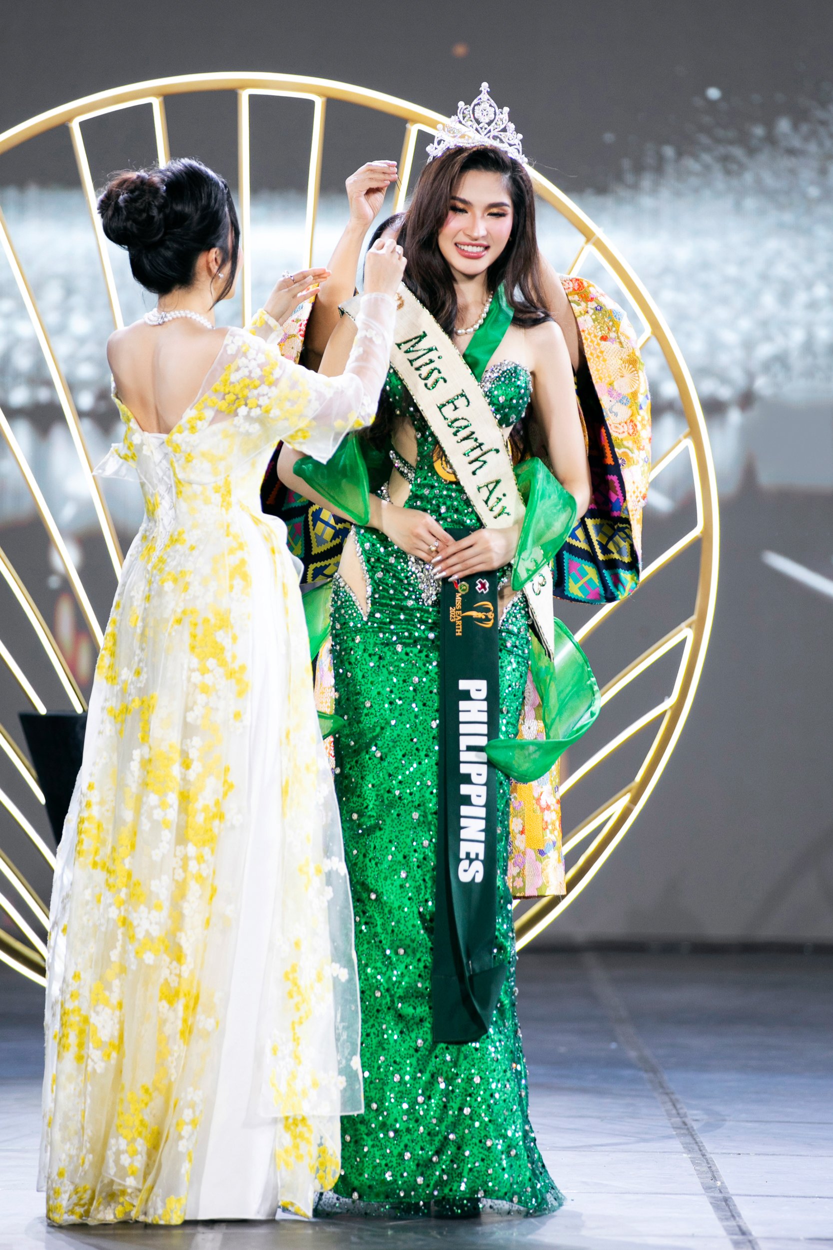 Miss Earth 2023 thuộc về người đẹp Albania Drita Ziri - Ảnh 6.