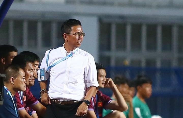 El entrenador Hoang Anh Tuan no está satisfecho con sus estudiantes.