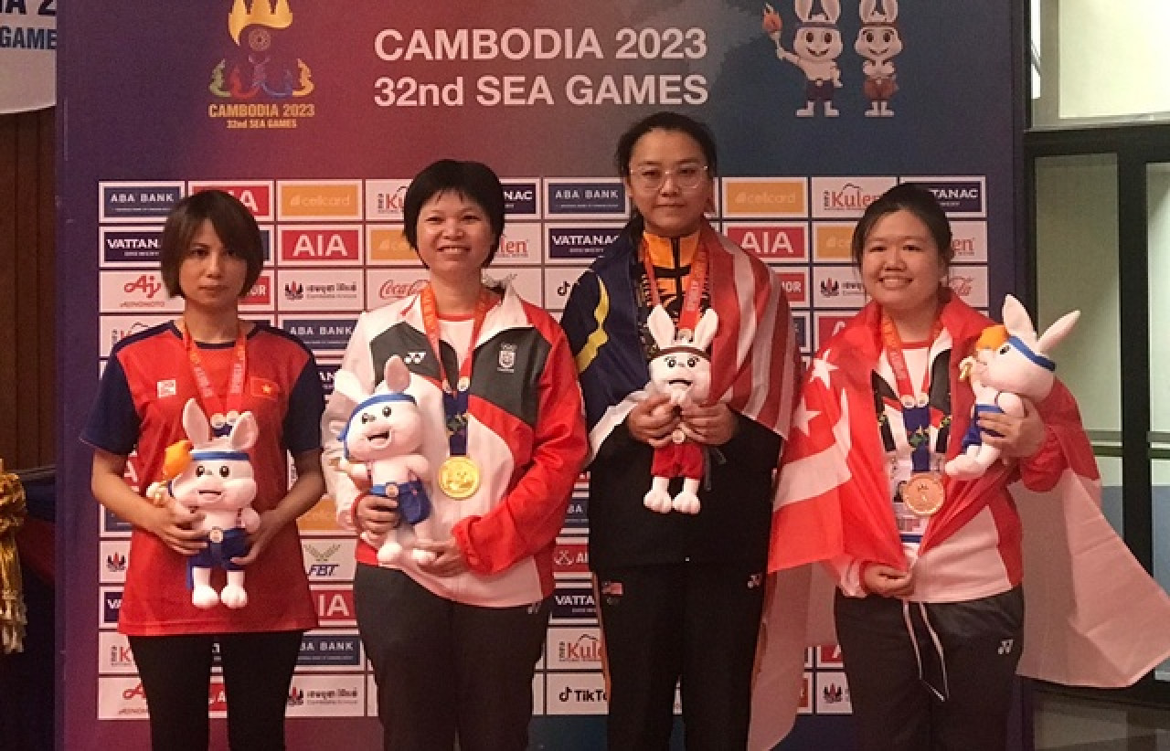 第32回東南アジア競技大会でシンガポールに金メダルをもたらしたベトナムのチェス選手は誰ですか?