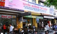 Las primeras 11 calles de Ciudad Ho Chi Minh que aplicarán tarifas por aceras