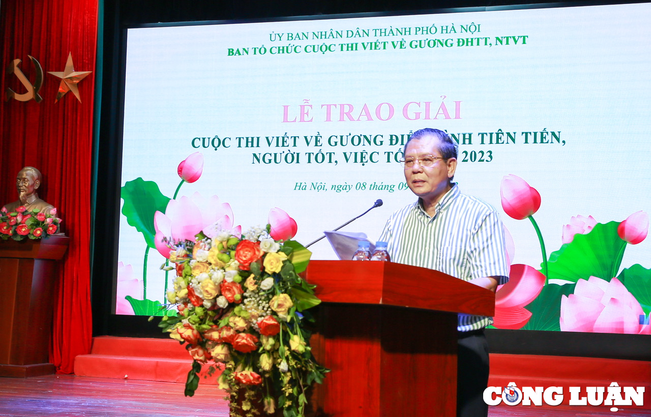 tp ha noi vinh danh cac tac gia doat giai cuoc thi viet ve guong dien hinh tien tien nguoi tot viec tot hinh 1