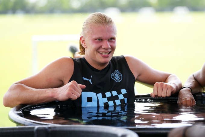 Man City striker Erling Haaland during an ice bath therapy session. Photo: mancity.com