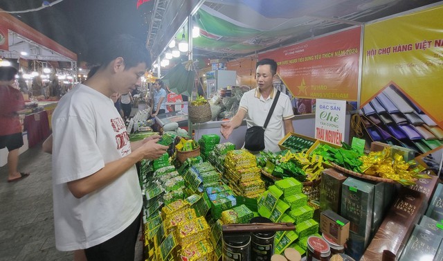 ទីក្រុងហាណូយធ្វើឱ្យមានរបកគំហើញក្នុងការជំរុញការប្រើប្រាស់ជាមួយនឹងខែផ្សព្វផ្សាយនៅឆ្នាំ 2024