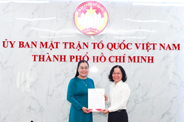 El Comité del Frente de la Patria de Vietnam de Ciudad Ho Chi Minh tiene nuevo vicepresidente (foto 2)