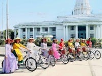 Quảng bá áo dài Việt Nam tại Sri Lanka
