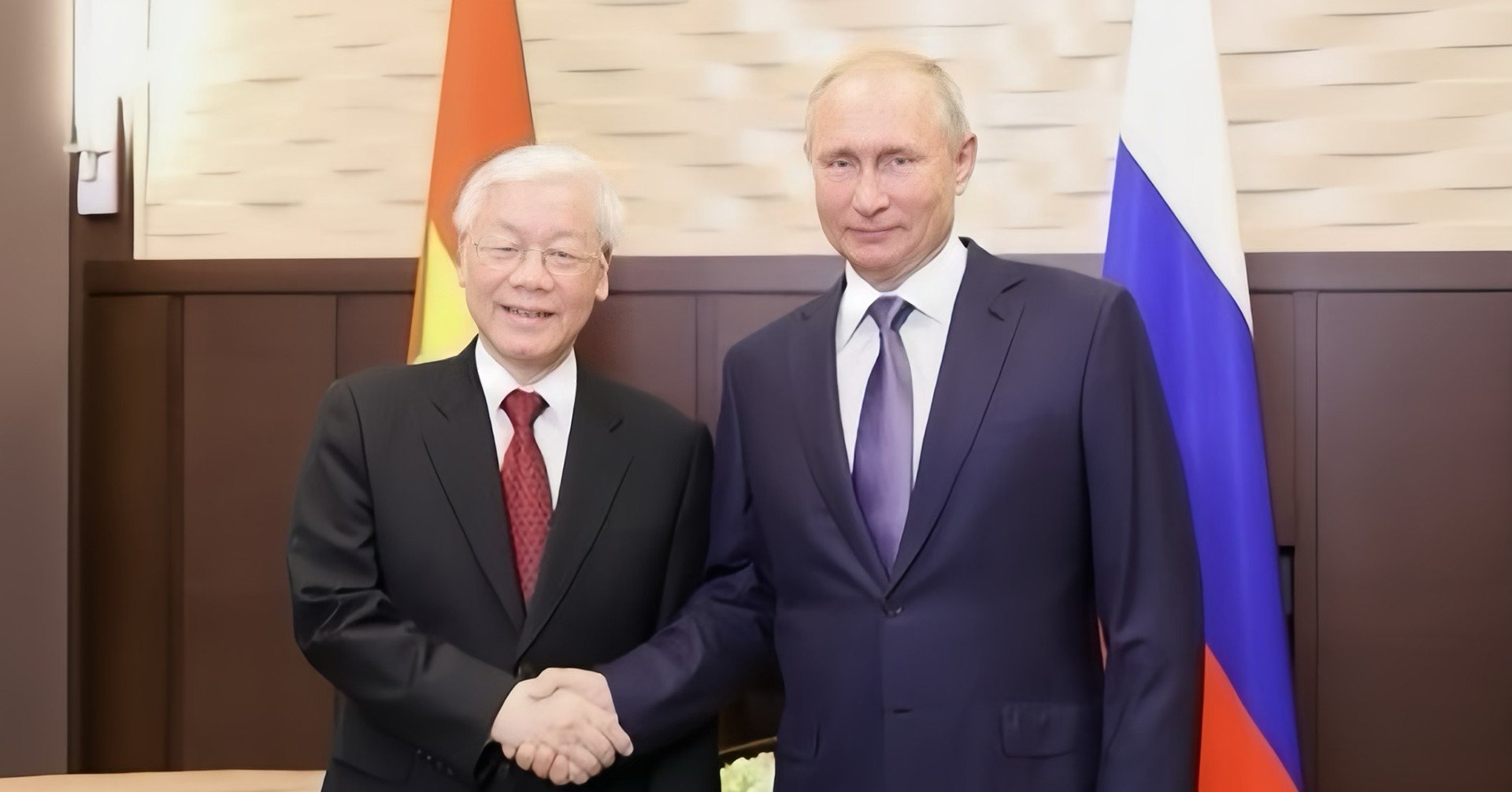 เลขาธิการ Nguyen Phu Trong แสดงความยินดีกับประธานาธิบดีรัสเซีย Putin ในการเลือกตั้งอีกครั้ง