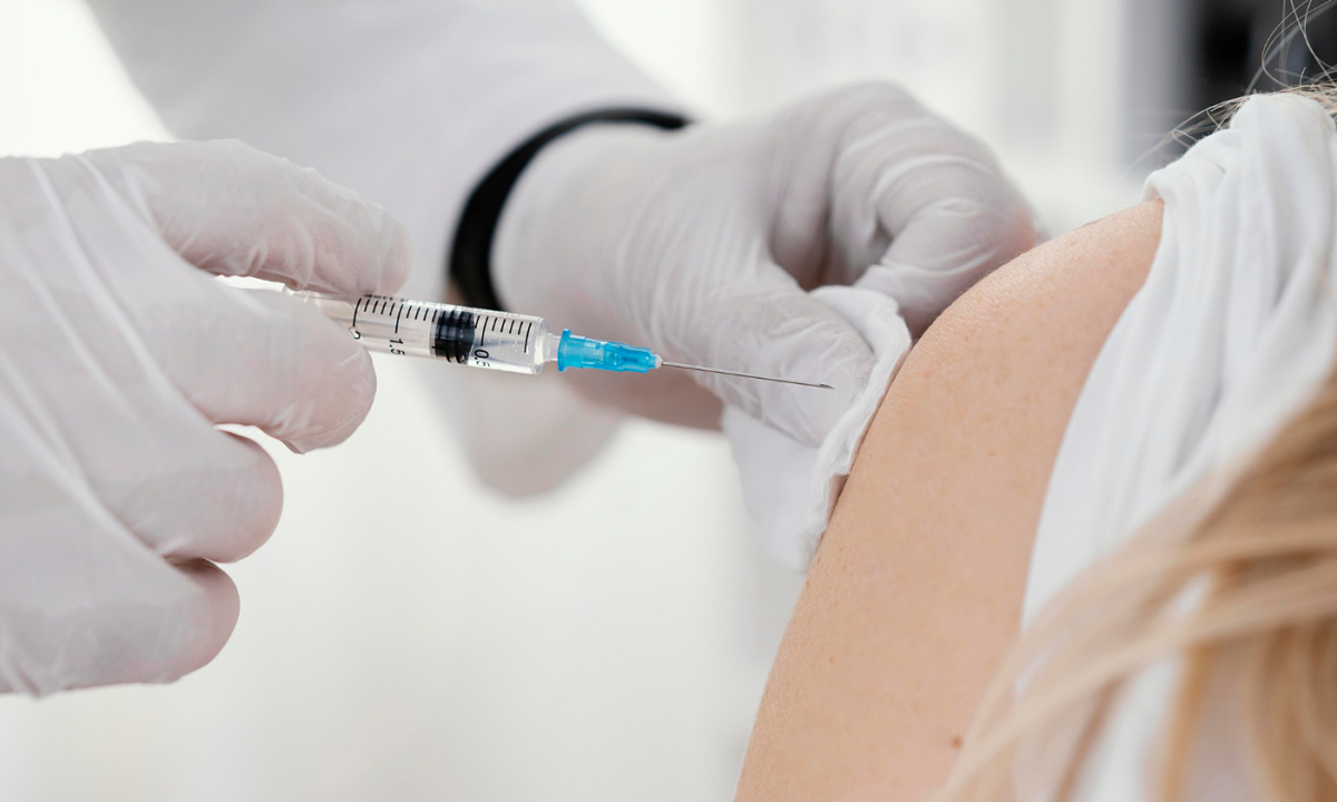 Si le vaccin contre le VPH est retardé de plus de 2 ans, dois-je recommencer ?