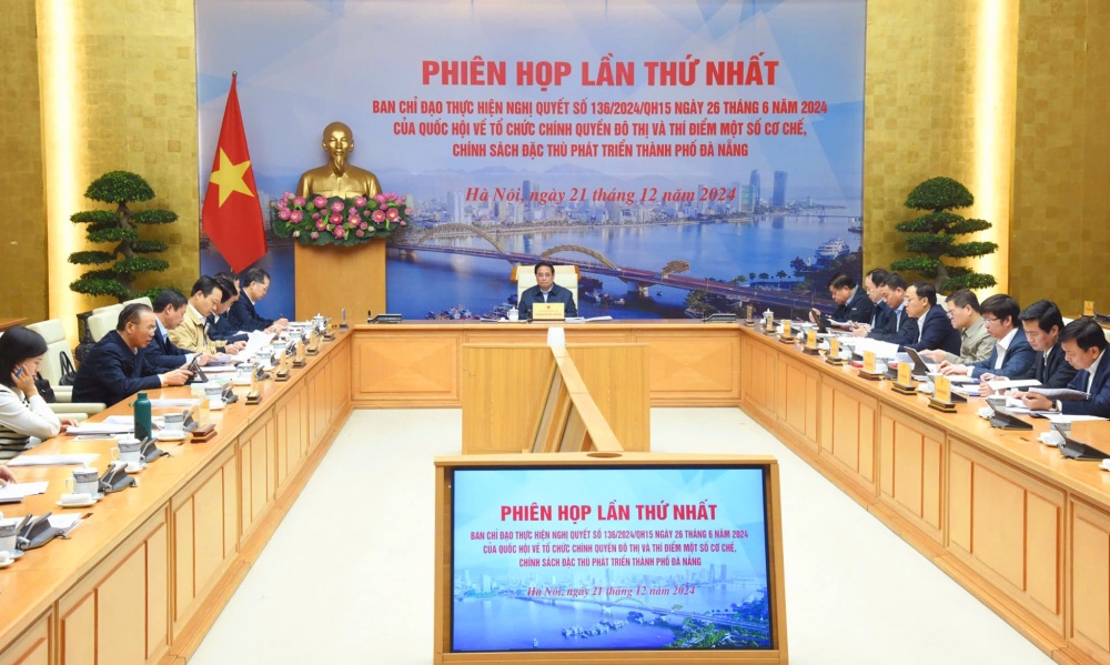 Piloting special mechanisms and policies: Da Nang "leads the way"