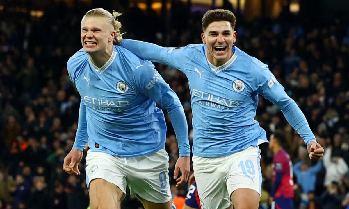 Man City thắng dù bị dẫn hai bàn ở Champions League