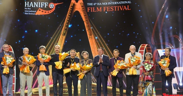 The 7th Hanoi International Film Festival has the slogan Cinema: Creativity - Take Off