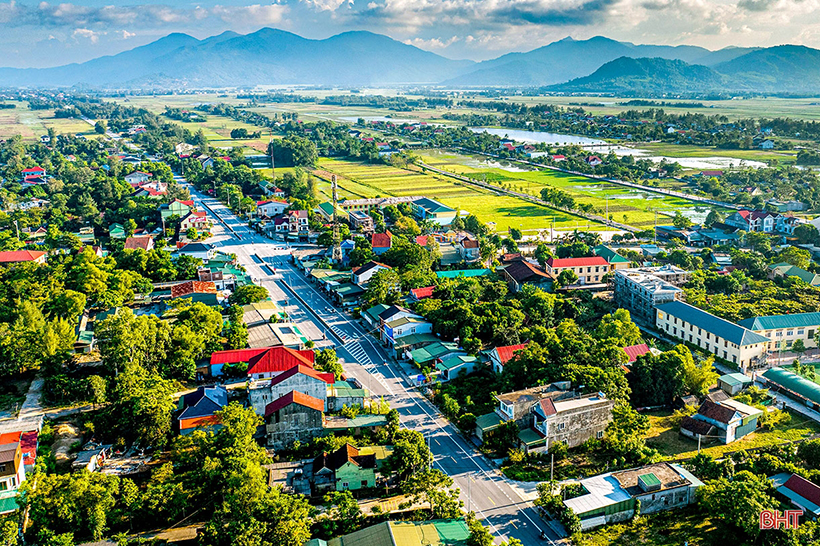 Xuan Thanh recibe certificado de reconocimiento como nueva comuna rural modelo